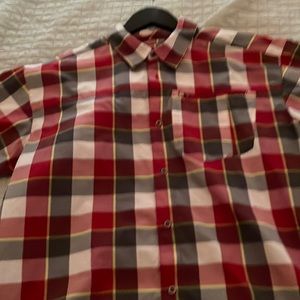 Salomon ss shirt checkered excellent condition